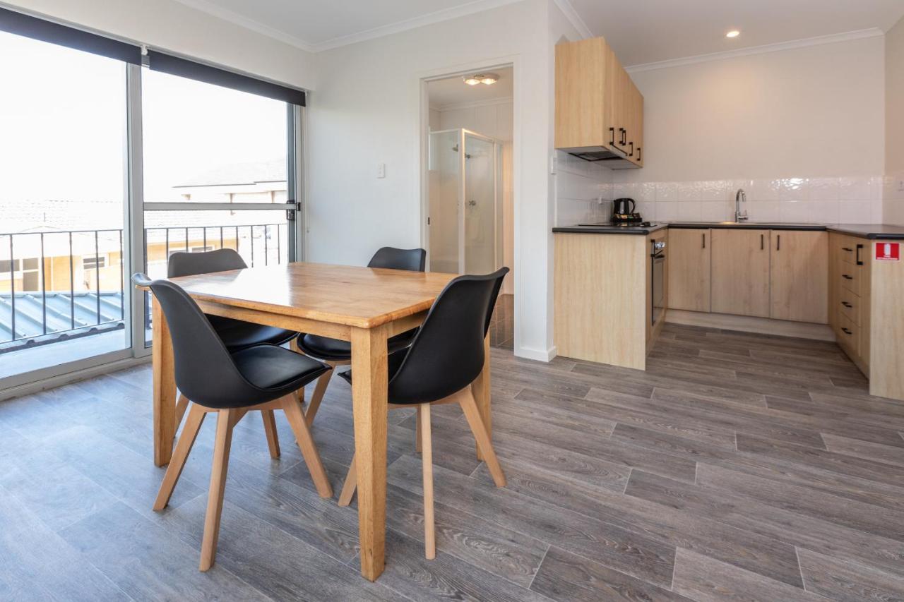 Discover Luxury Living at Bay 10 Suites and Apartments